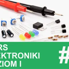 Różne rodzaje kondensatorów i inne elementy elektroniczne, idealne do nauki podstaw elektroniki.