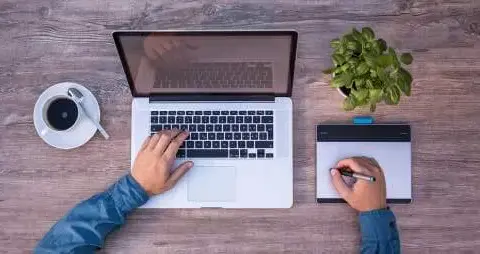 Laptop gamingowy: ile prądu pobiera? Koszty i sposoby oszczędzania