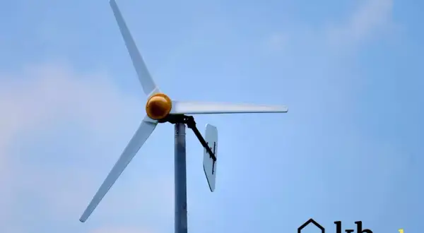 Ile kosztuje przydomowa elektrownia wiatrowa? Sprawdź ceny 2025
