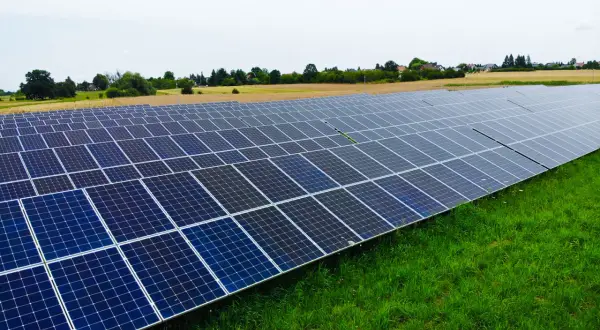 Farma fotowoltaiczna Radom: 24 MW zielonej energii dla miasta