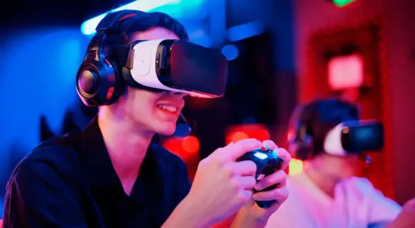 Od klasyki po VR: jak będzie wyglądała rozrywka online za 10 lat