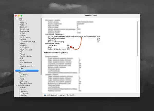 Jak sprawdzić kondycję baterii w MacBook Air: w sekcji "Zasilanie" widzimy stan naładowania 91% i 94 cykle.
